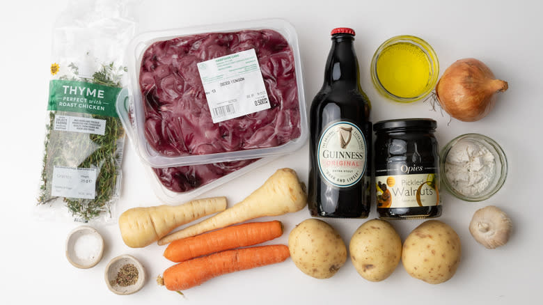 venison stew with Guinness ingredients