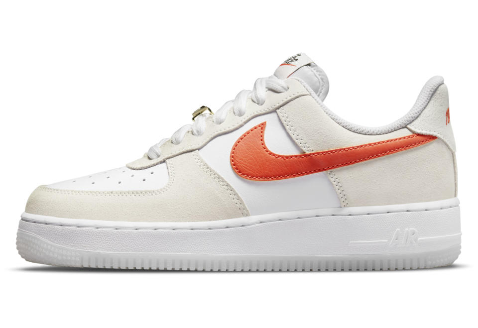 小白鞋穿出逆天長腿！Nike Air Force 1、Alexander McQueen新款厚底白波鞋推介10對