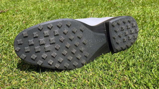 First Look: ECCO Classic Hybrid Spikeless Golf Shoes