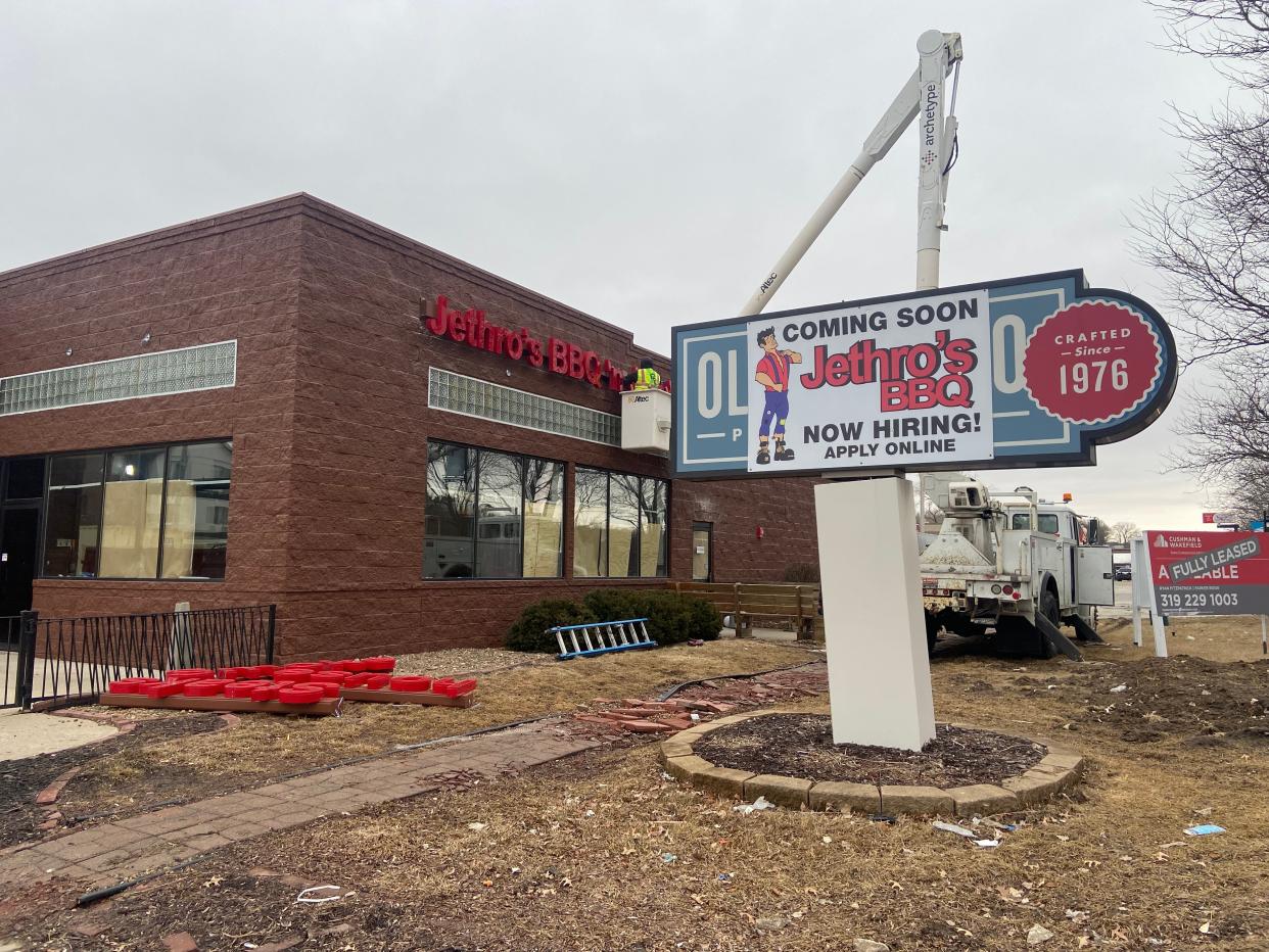 Jethro's BBQ 'n Jake's Smokehouse Steaks will open later this year at the former Old Chicago in Coralville, located at 75 Second St.