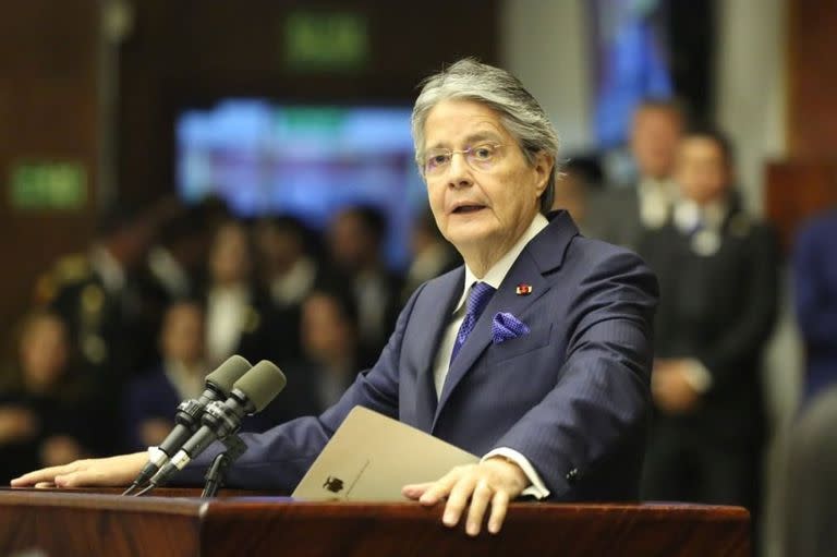 Guillermo Lasso, ayer durante la sesión de la Asamblea Nacional que dio inicio al juicio político