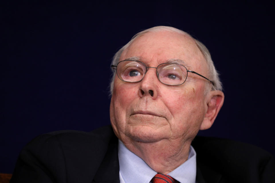 Berkshire Hathaway Inc Vice Chairman Charles Munger speaks at the Daily Journal annual meeting in Los Angeles, U.S., February 15, 2017. REUTERS/Lucy Nicholson