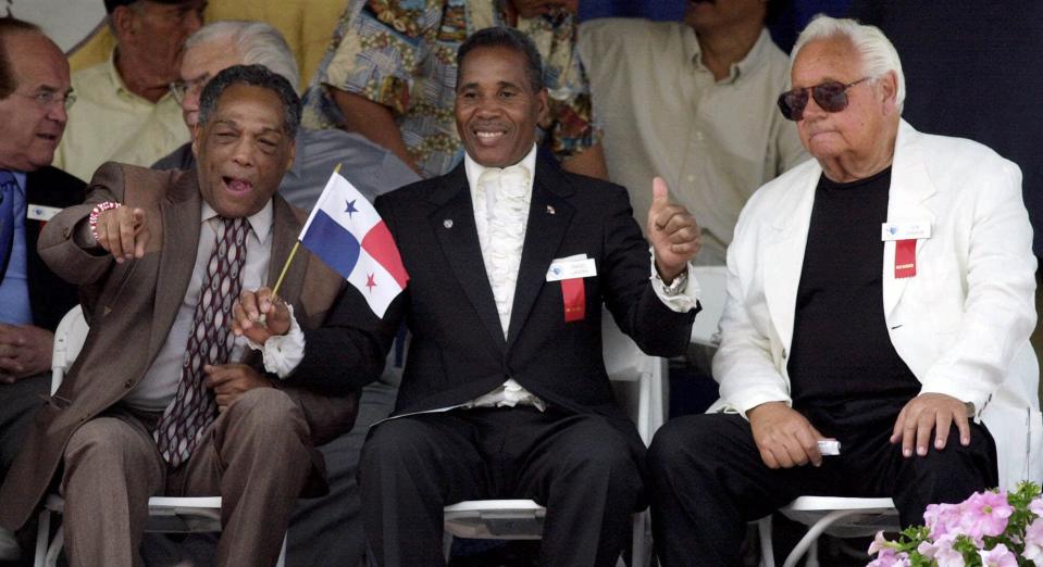 Legendary matchmaker Don Chargin (R), at the International Boxing Hall of Fame induction ceremonies in June with Sugar Ramos and Ismael Laguna, died Friday at 90. (AP)