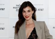 Model? Country-Sängerin? Oder doch Schauspielerin? Rainey Qualley streckte ihre Fühler in zahlreiche Richtungen aus, war aber bereits in einigen kleineren Filmen und in Seriengastrollen zu sehen. (Bild: Jamie McCarthy/Getty Images for Tribeca Festival)