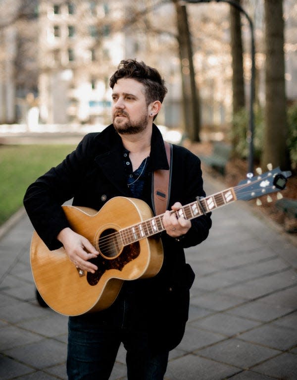 London-born singer Joel Lindsey makes his Beaver Station debut next weekend.