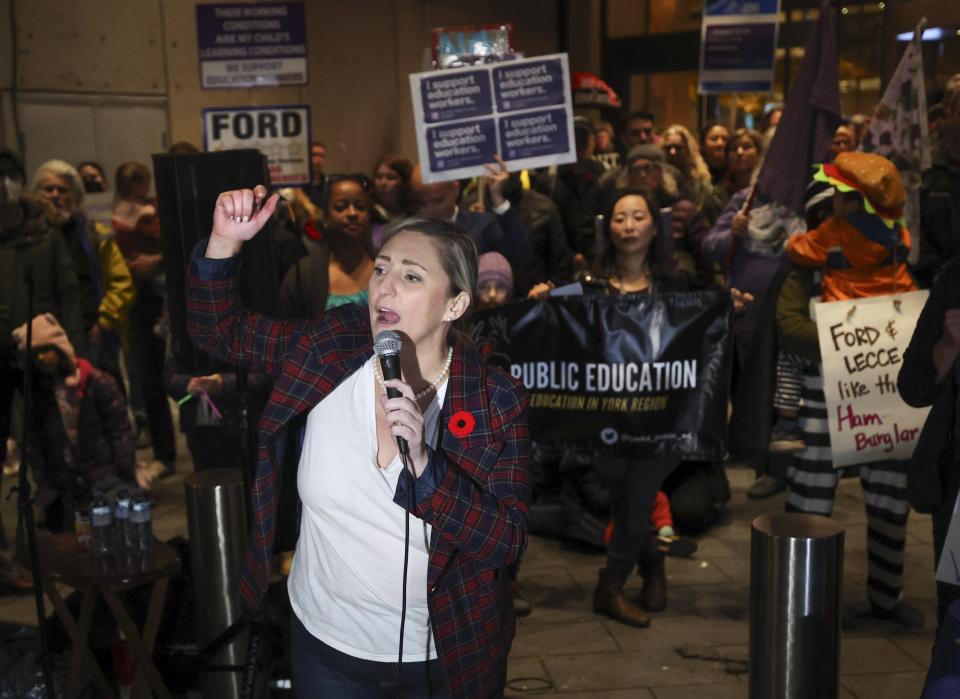  Laura Walton, the President of CUPE&#39;s Ontario School Boards Council of Unions, speaking to a crowd of several hundred parents and supporters who held an Emergency Support Rally