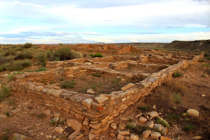 Puerco Pueblo, an ancient 100+ room pueblo in Petrified Forest National Park