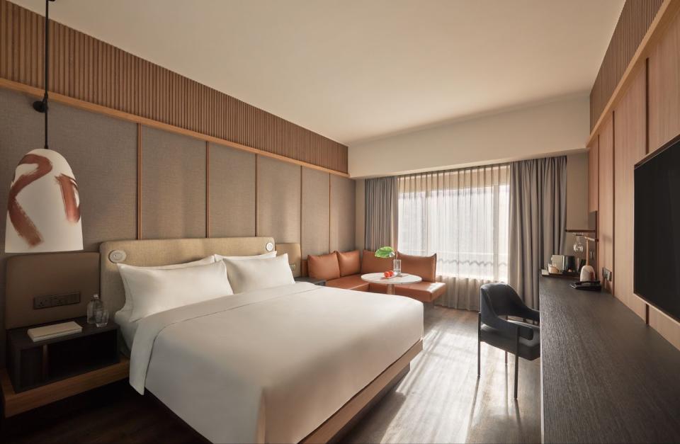 Amara Singapore elevates the guest experience with redesign of rooms to accommodate a greater variety of hospitality demands and priorities. PHOTO: Amara
