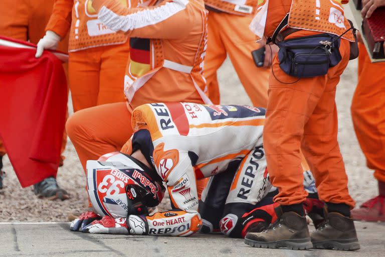 La emoción de Marc Márquez luego de ganar su primera carrera tras 581 días, el domingo pasado, en Alemania.