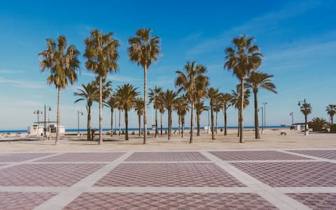 malvarrosa beach, valencia - Credit: martin-dm