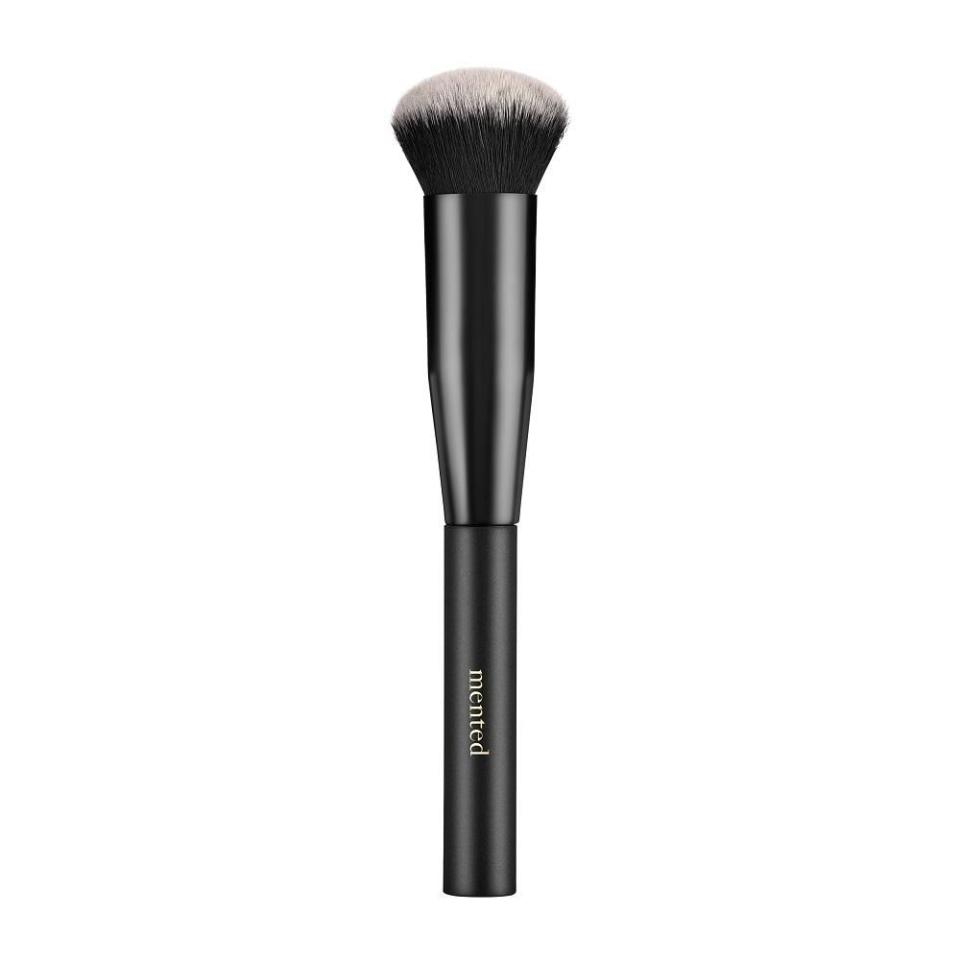 <p>Mented Cosmetics Foundation Brush</p><p>mentedcosmetics.com</p><p>$15.00</p><p><a href="https://go.redirectingat.com?id=74968X1596630&url=https%3A%2F%2Fwww.mentedcosmetics.com%2Fproducts%2Ffoundation-brush&sref=https%3A%2F%2Fwww.cosmopolitan.com%2Fstyle-beauty%2Fbeauty%2Fa40310%2Fmakeup-brushes-how-to%2F" rel="nofollow noopener" target="_blank" data-ylk="slk:Shop Now;elm:context_link;itc:0;sec:content-canvas" class="link ">Shop Now</a></p><span class="copyright">mentedcosmetics.com</span>