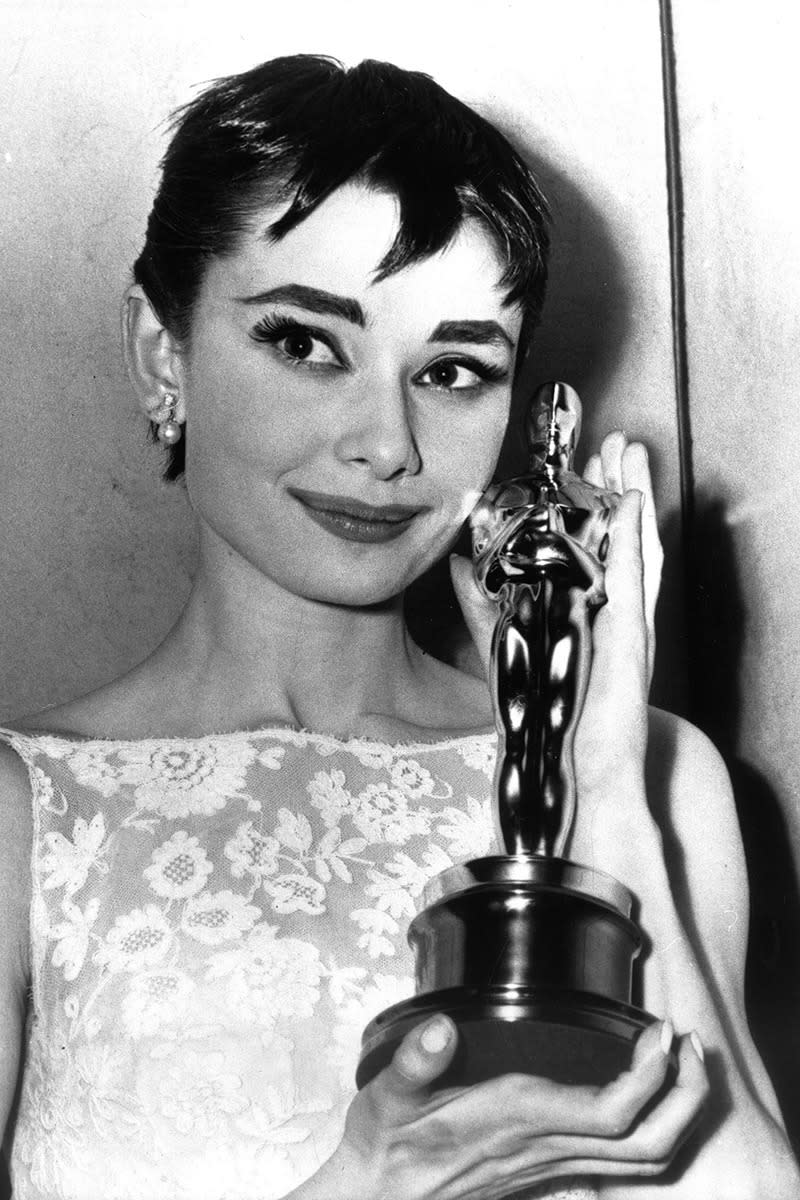 Audrey Hepburn, 1954