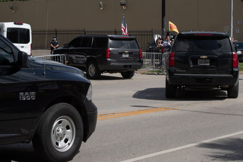 U.S. security officials arrive in unmarked vehicles after the closure of China’s Consulate n Houston, Texas