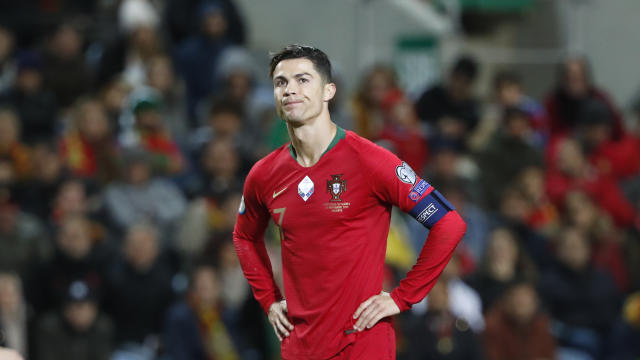 Portugal striker Cristiano Ronaldo forced off injured in Euro 2016 final -  ESPN