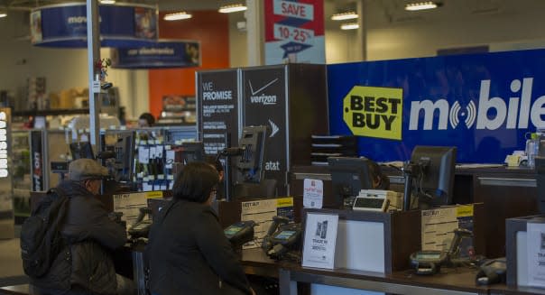 Inside A Best Buy Store Ahead of Earnings Figures