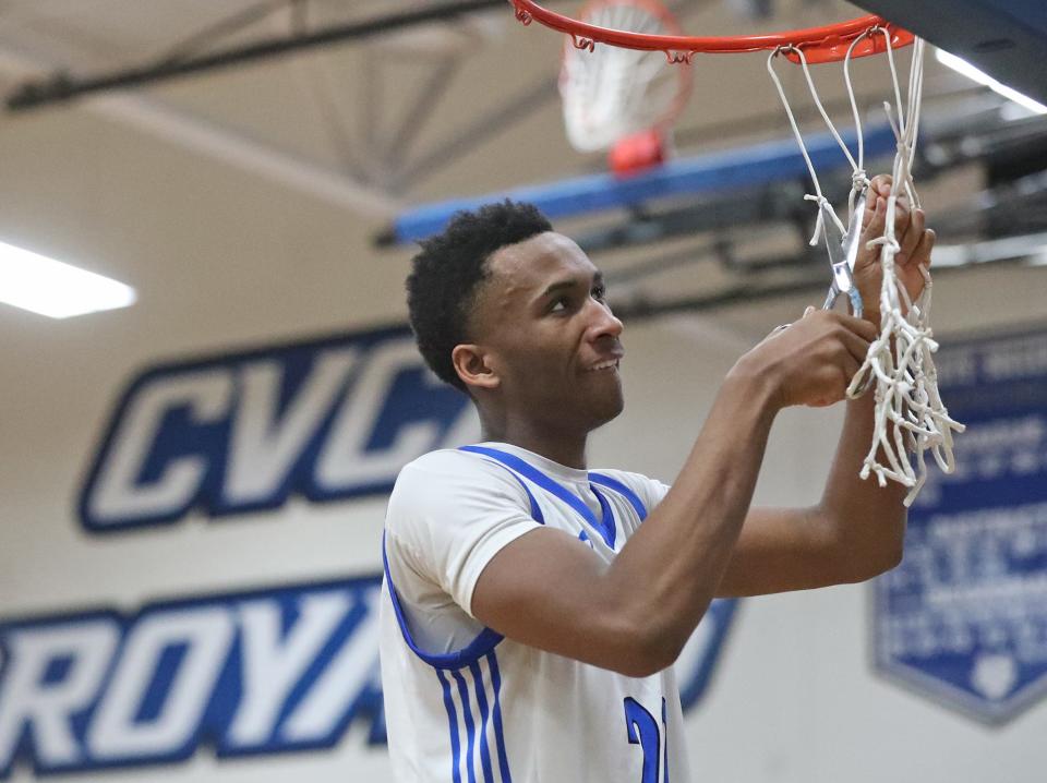 CVCA's Darryn Peterson takes his cut at the net after a 57-36 win over Northwest wrapped up a perfect season in the PAC-7, Tuesday, Feb. 14, 2023.