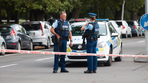 Australian emergency workers including police are expected to be deployed to assist New Zealand authorities in coming days. Source: Getty Images