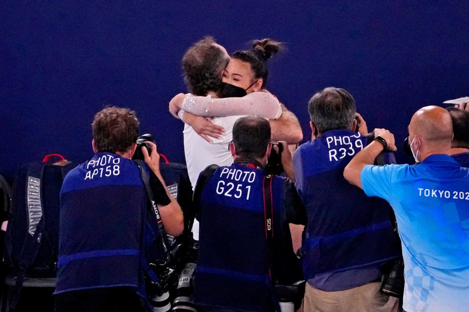 Suni Lee celebrates winning the women's gymnastics all-around gold medal at the 2020 Tokyo Olympics.