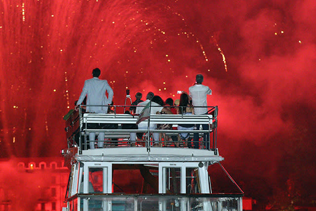 George Clooney and wife Amal know that it doesn't matter what part of the world you're in on Independence Day as long as there are fireworks! The jet-setting couple spent the Fourth of July at their home in Lake Como, Italy -- and they weren't alone! <strong>WATCH: George Clooney Reveals Why He Fell in Love with Amal</strong> A number of friends joined the Clooneys for a mini European vacation, including George's good friend and former co-star Julia Roberts and her husband Danny Moder, who were celebrating their 13th wedding anniversary. The entire group boarded a yacht to check out the amazing fireworks right on the lake. Always a gentleman, George gave Amal his hand to help her onto the boat, but the romantic gestures didn't stop there -- the two also held hands and had their arms around each other during the fireworks show. ET <strong>WATCH: George Talks Traveling with Amal</strong> Sorry, Taylor Swift and Calvin Harris -- these is our new #RelationshipGoals. And #ItalyGoals. And #BoatGoals. While there are reports that George is planning on selling his infamous Lake Como villa, there's been no confirmation that he's doing so as of yet. The Italian getaway is near and dear to not just George but Amal as well -- the two spent last summer there as they got ready for their Venice wedding. If the house does go up for sale shortly, at least they went out with a bang.