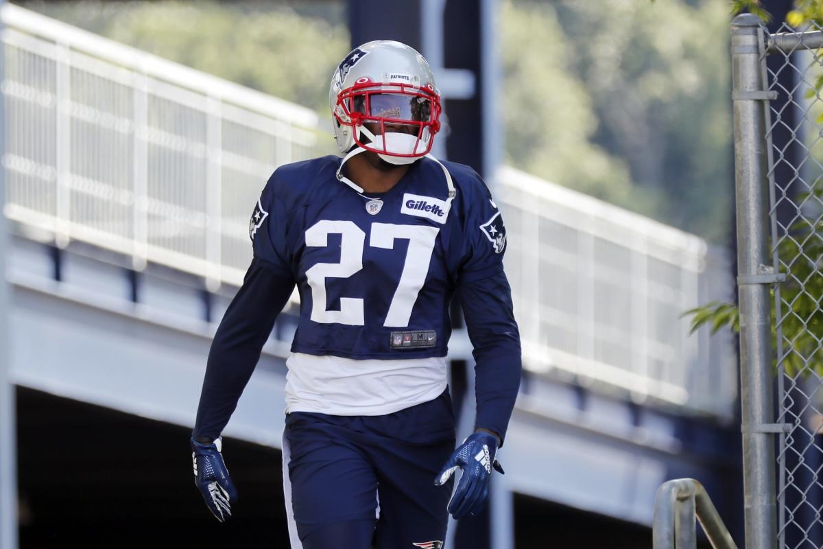 Patriots' Jonathan Jones, Jabrill Peppers return to practice