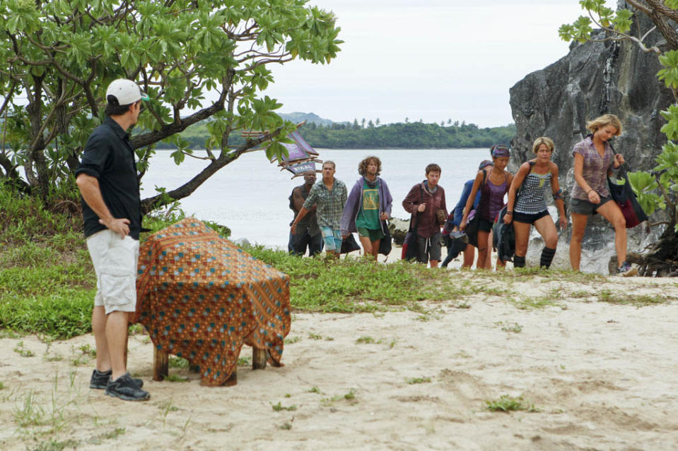 "Operation Thunder Dome" - Jeff Probst welcomes the Bikal Tribe during the sixth episode of "Survivor: Caramoan - Fans vs. Favorites."