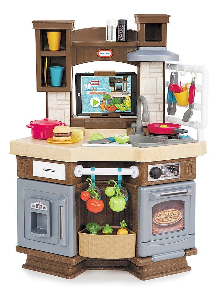 5) Cook 'n Learn Smart Play Kitchen