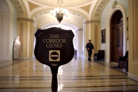 The normally bustling Ohio Clock hallway outside the U.S. Senate is largely idle and empty at the U.S. Capitol in Washington January 6, 2016. REUTERS/Jonathan Ernst