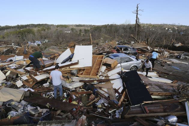 <p>Une personne est morte et au moins cinq autres ont été hospitalisées avec des blessures sérieuses après le passage d'une tornade sur la ville de de Fultondale, dans le comté de Jefferson (Alabama), aux Etats-Unis. </p>