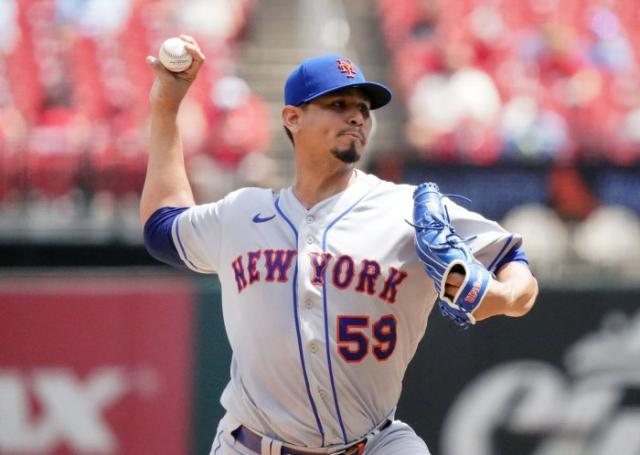 In photos: St. Louis Cardinals beat New York Mets, hold Hall of