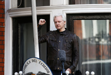 FILE PHOTO: Wikileaks founder Julian Assange speaks on the balcony of the Embassy of Ecuador in London, Britain, May 19, 2017. REUTERS/Neil Hall/File Photo