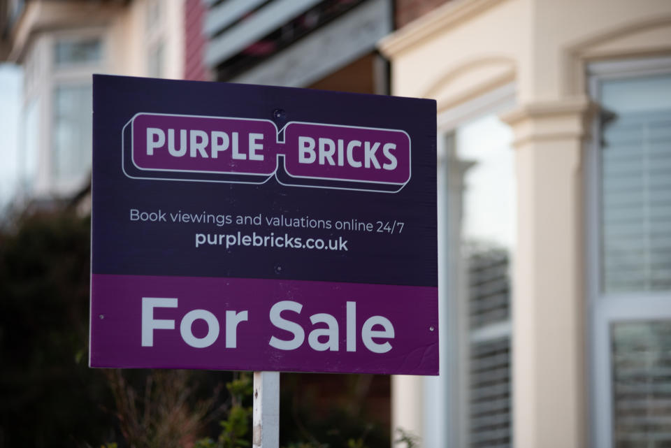 SOUTHEND ON SEA, ENGLAND - FEBRUARY - 21: A general view of a for sale board for Purple Bricks estate agents on February  21, 2019 in Southend on Sea, England. (Photo by John Keeble/Getty Images)