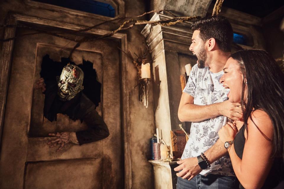 FOR ADULTS: Universal Resort's Halloween Horror Nights in Florida