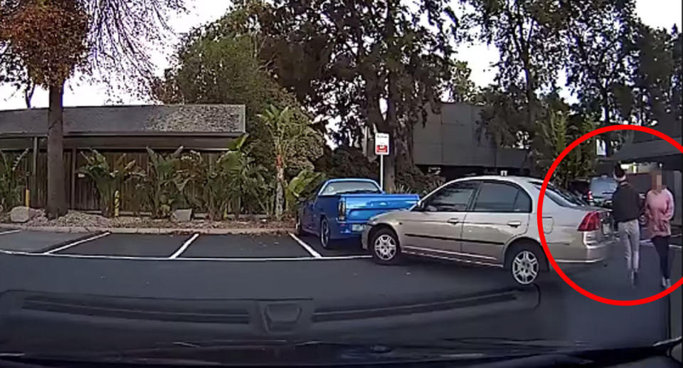 The pair quickly switch seats. Source: Facebook/ Dash Cam Owners Australia