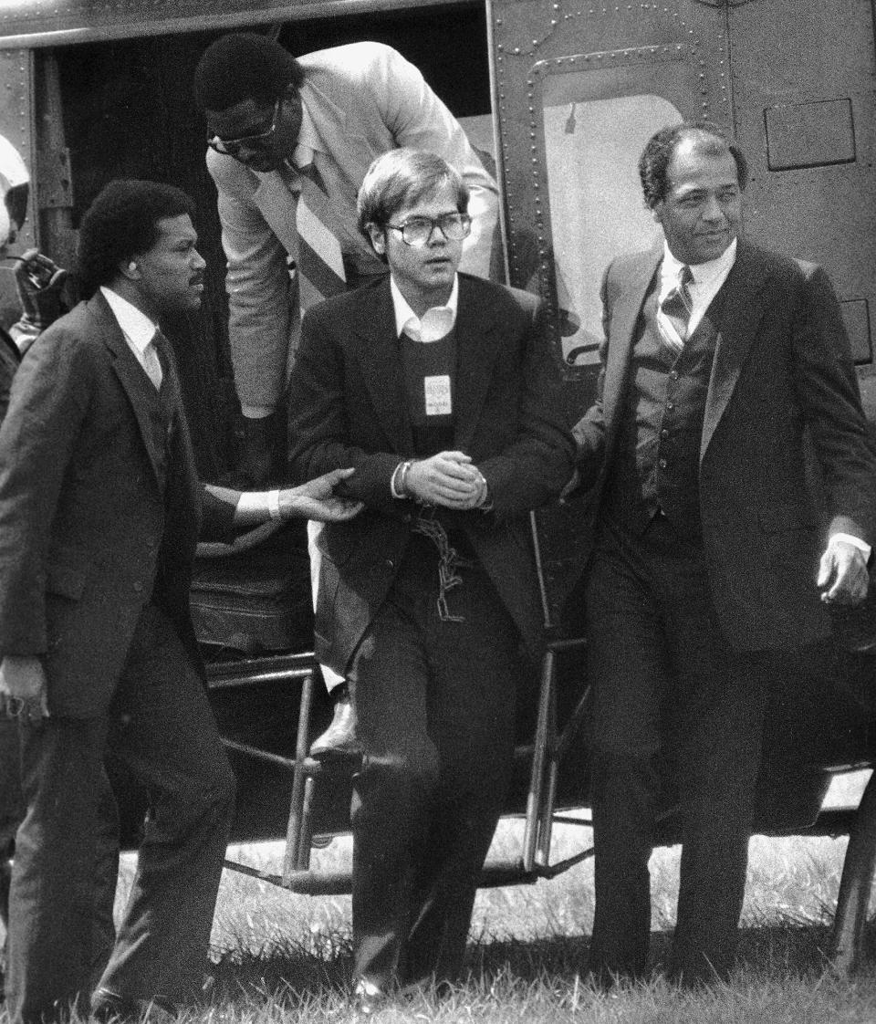 Assassin John Hinckley Jr. Arriving at Quantico Detention Center