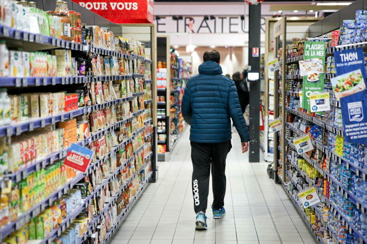 L'Anses recommande de créer des étiquettes à l'image du Nutri-score pour le bien-être des animaux ayant servi à produire de la viande, des œufs et des produits laitiers.  - Credit:Guillaume SALIGOT/ MAXPPP/PHOTOPQR/OUEST FRANCE