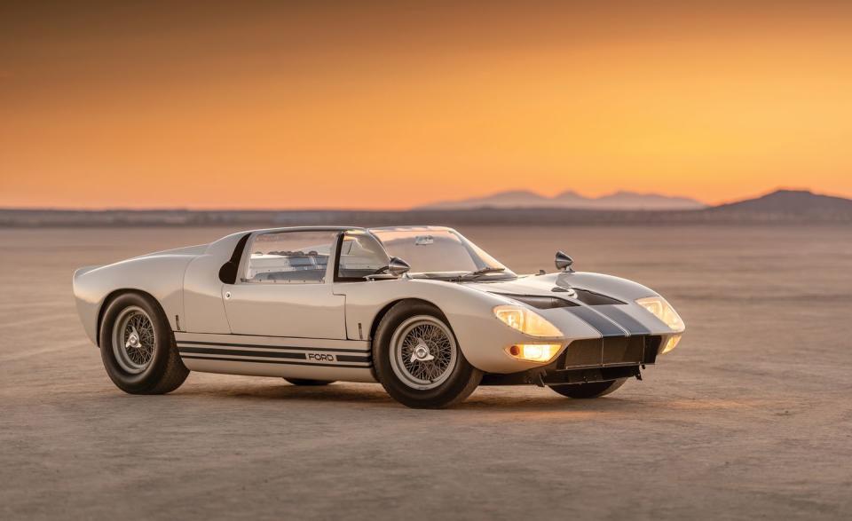 View Photos of the 1965 Ford GT40 Roadster