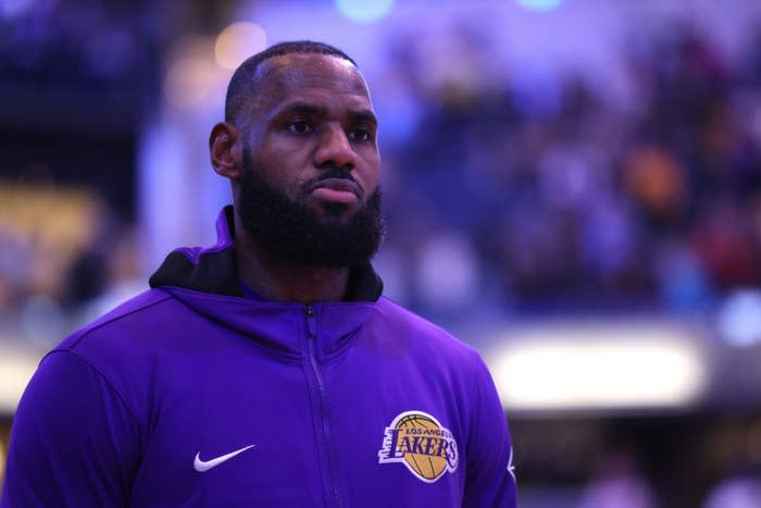 LeBron James #6 of the Los Angeles Lakersl against the Indiana Pacers at Gainbridge Fieldhouse on November 24, 2021 in Indianapolis, Indiana