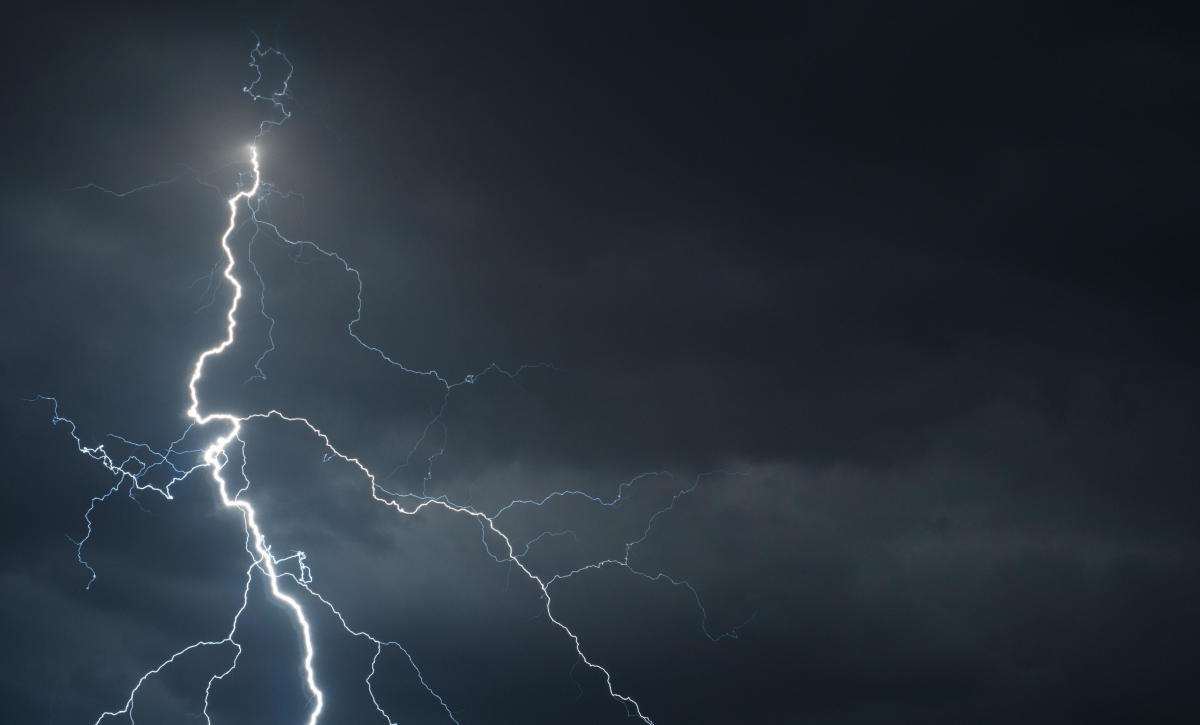 Lightning strikes kill 24 in India amid unusually heavy rain storms - Yahoo News