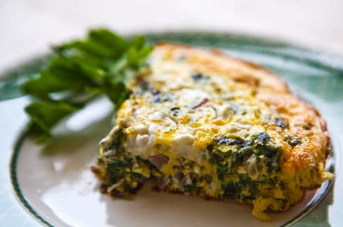 <strong>Get the <a href="http://www.simplyrecipes.com/recipes/spinach_frittata/" target="_blank" rel="noopener noreferrer">spinach frittata recipe</a> by Simply Recipes.</strong>