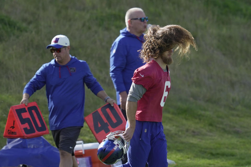 New York Giants punter Jamie Gillan attends a practice session at Hanbury Manor in Ware, England, Friday, Oct. 7, 2022 ahead the NFL game against Green Bay Packers at the Tottenham Hotspur stadium on Sunday. (AP Photo/Kin Cheung)