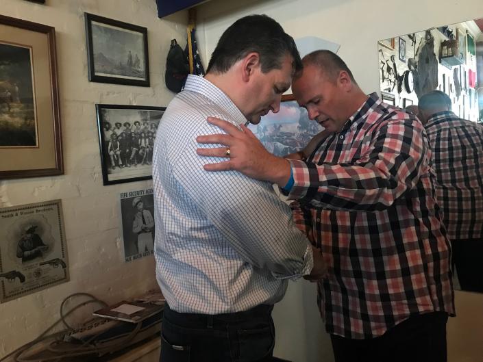 Sen. Ted Cruz with a supporter