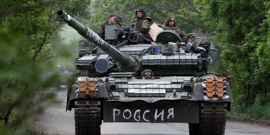 Russian tank in Donbas