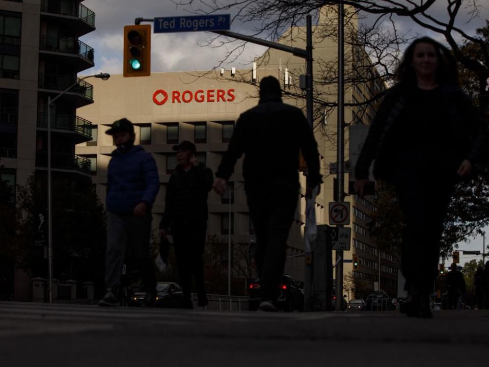 Rogers Turmoil Deepens As Deposed Chair Vows To Take Control