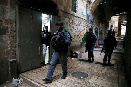 Israeli security forces patrol Jerusalem's Old City, after an Israeli was wounded in a stabbing attack in Jerusalem's Old City, Israeli Police said, March 18, 2018. REUTERS/Ammar Awad
