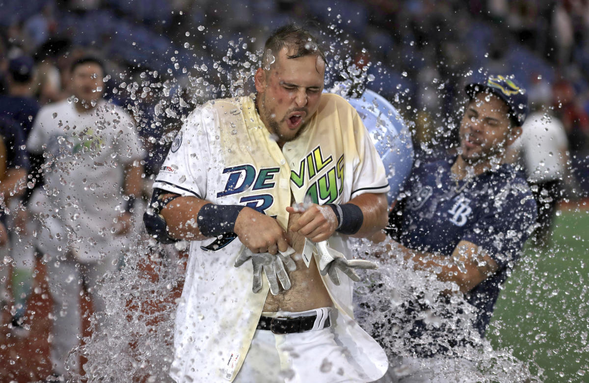 Yankees clinch AL Wild Card berth on a walk-off 