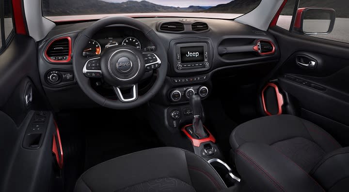 2017 Jeep Renegade Trailhawk interior photo