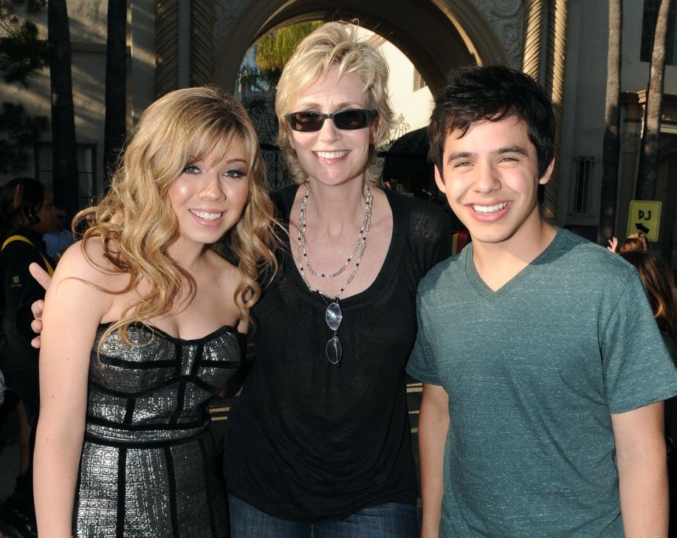 Archuletta (right) with Jennette McCurdy and Jane Lynch in 2010 (Getty)