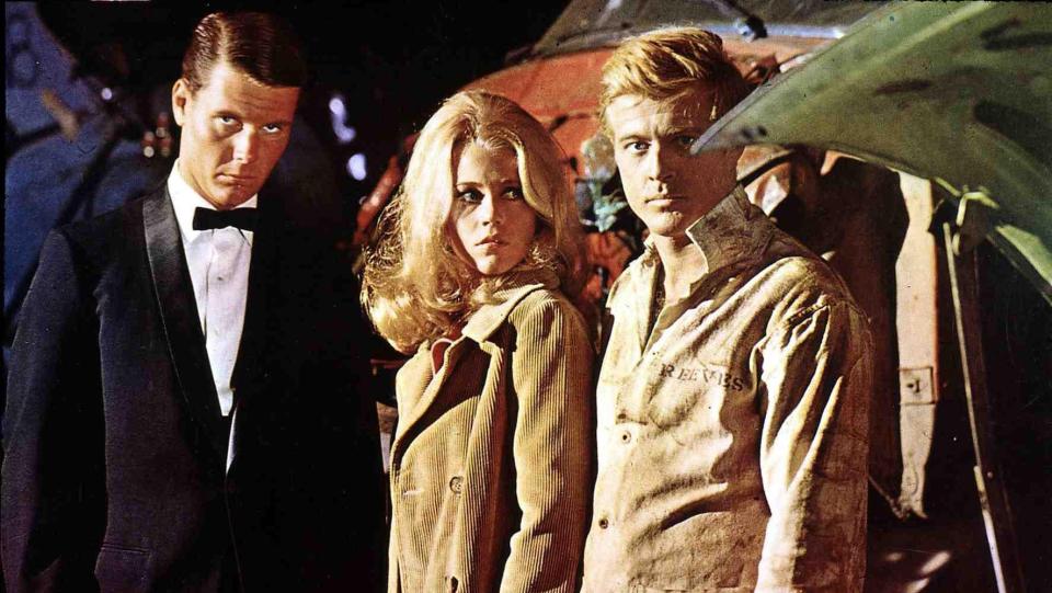 James Fox, Jane Fonda, Robert Redford in The Chase