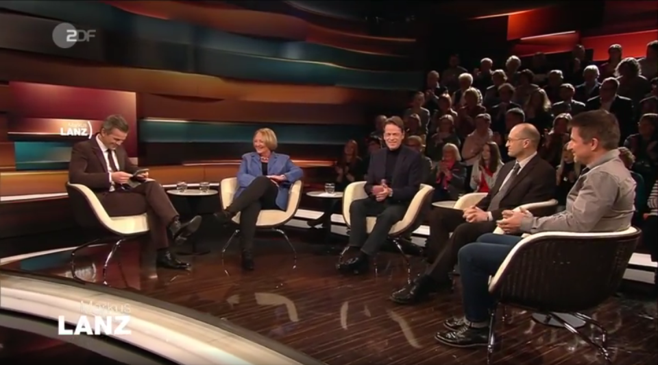 In der Talkshow von Markus Lanz diskutierten Stephan Zantke, Sabine Leutheusser-Schnarrenberger, Rudi Cerne und Martin Engelmann über Betrugsfälle, Vorratsdatenspeicherung und die Maya. Foto: ZDF Screenshot