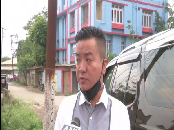 Advocate Victor, Counsel of Journalist Kishorchandra Wangkhem and activist Erendro Leichombam (Photo/ANI) 